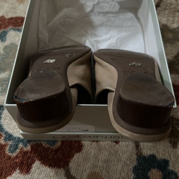 NURTURE GRAMATO LEATHER SLIP ON 8.5 M ❤️🐝 - Picture 4 of 6